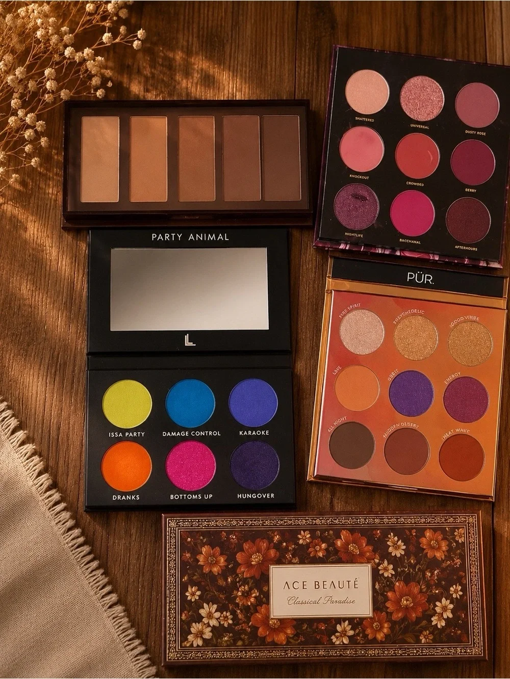 Assorted Women’s Eyeshadow Palette - Multi-Color